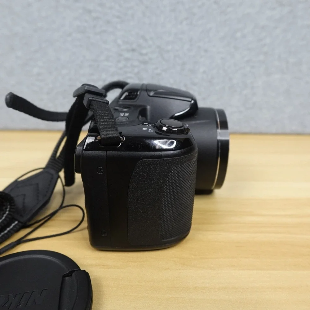Nikon Coolpix L330 20.2MP Digital Bridge Camera 26x Optical Zoom Black - Tested